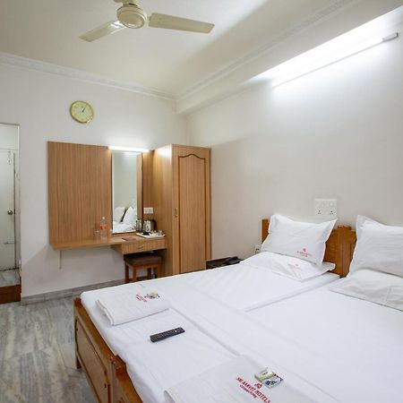Sri Aarvee Hotels Coimbatore Bagian luar foto